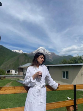 Guest House Elguja Qushashvili
